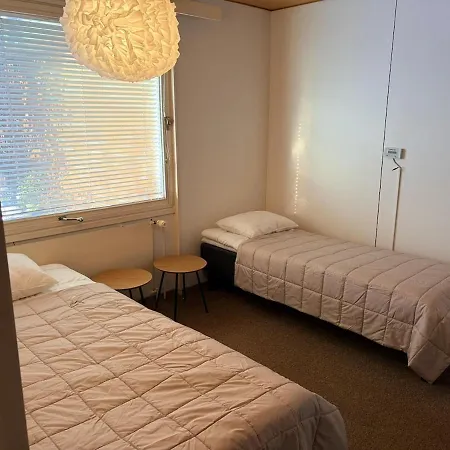 Villa A Quiet House Right Next To The Airport